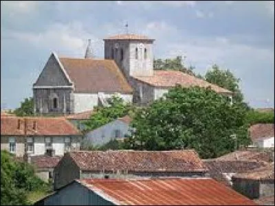 Nous nous rendons à Meursac, village de Charente-Maritime situé dans la nouvelle région ...