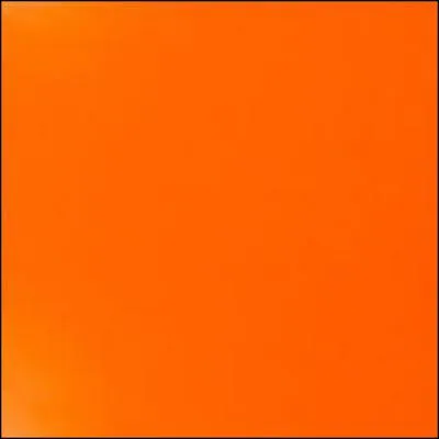 La couleur de la question six du quiz est le :