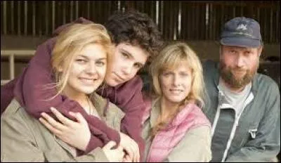 Louane a joué dans un film le 25 décembre 2014, sais-tu son titre ?