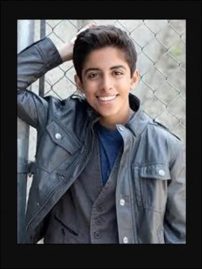 Les Ross ont cru que Ravi était :