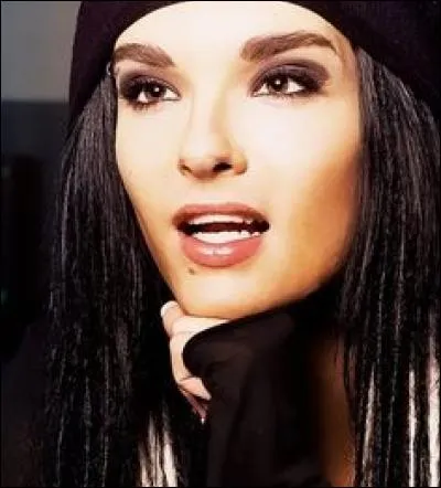 C'est ambigu mais je dirais que c'est...