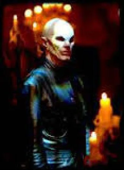 Qui est ce vampire ? Est-il mort ?