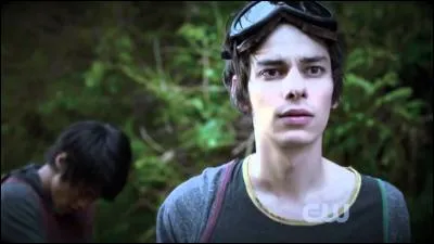 Qui est ce jeune homme que l'on voit dès la première saison ?