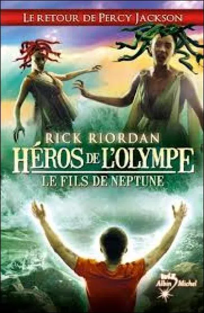 Dans le tome 2, qui est le fils de Neptune ?