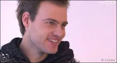 Dans la comédie musicale, qui joue Lancelot ?