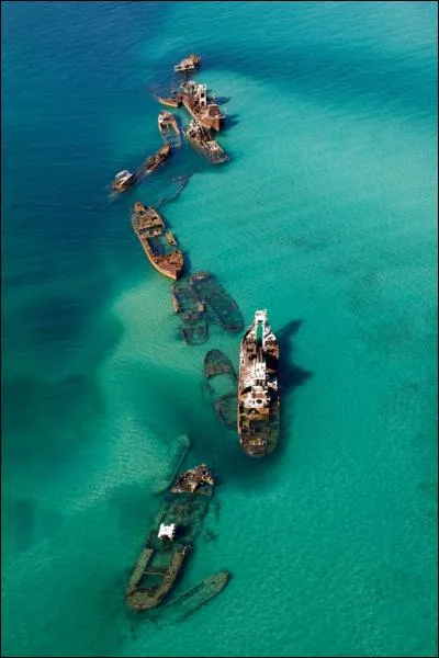 D'après la légende, cette zone aurait été le théâtre de nombreuses disparitions de navires et d'avions. Dans quelle zone se situent ces épaves ?