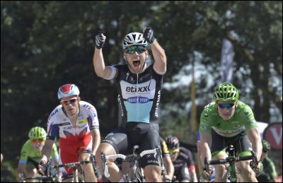 Vous le reconnaissez, c'est Mark Cavendish vainqueur  Fougres en 2015. Mais je vous demande qui est le maillot vert, vainqueur au Champ-Elyses et qui est un coureur allemand ?
