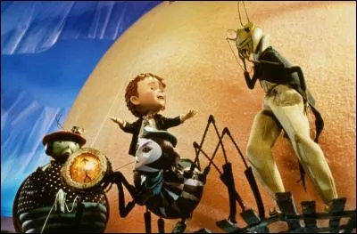 Dans le film "James et la pêche géante" sorti en 1996, quel animal a causé la mort des parents de James ?