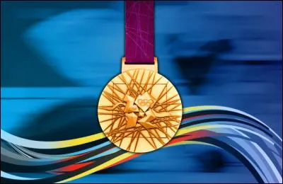Quelle est la nationalité de la première femme africaine et arabe à avoir décroché une médaille olympique ?