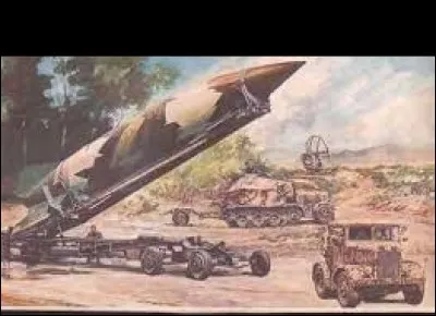Cette arme est le premier missile balistique de l'histoire, les Américains ainsi que les Russes s'en inspireront quelques décennies plus tard afin d'envoyer des fusées dans l'espace. Quel est son nom ?