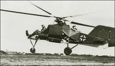 Le « Flettner FI 282 » est l'hélicoptère le plus perfectionné de la Seconde Guerre mondiale. Produit de 1939 à 1945, il était utilisé pour :