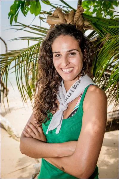 En quoi Cassandre est-elle diplômée ?