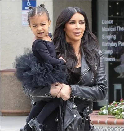 Comment s'appellent ses 2 enfants ?