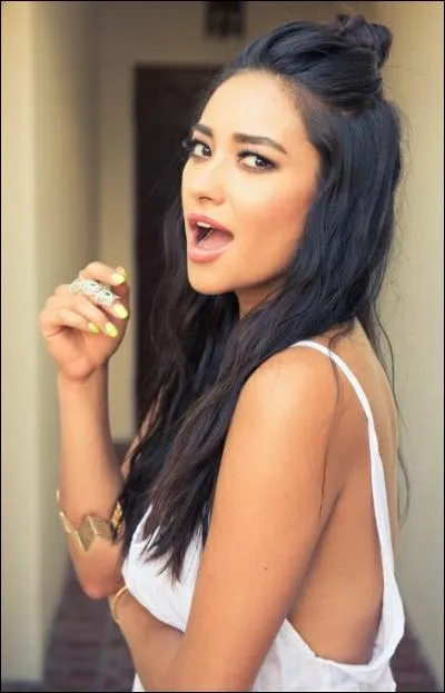 Comment s'appelle sa maman ?