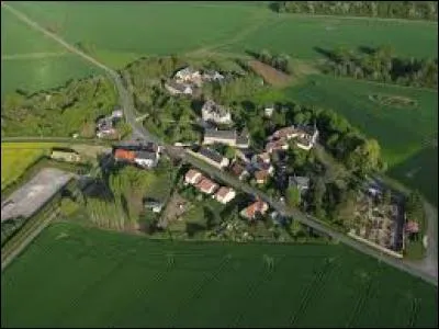 Commune Indrienne dans la région naturelle de la Champagne berrichonne, Luçay-le-Libre se situe en région ...