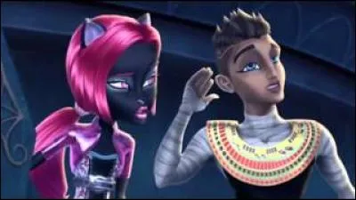 Grâce à qui Catty trouve-t-elle son style à Boo York ?