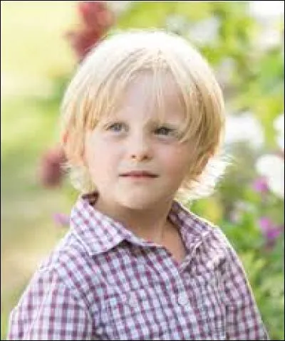 Qui est ce petit garçon ?