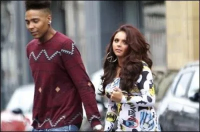 Avec qui Jesy est-elle sur cette photo ?