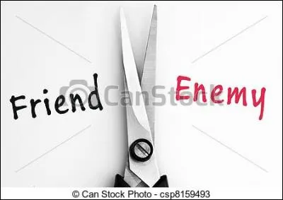 Qui est leur pire ennemi et est également le frère de Natsu ?