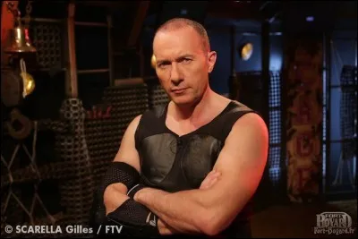 En 2016, il participe au jeu "Fort Boyard", avec Valérie Damidot, son assistant Philippe Auriel, le chanteur Amir, l'humoriste et animateur Jean-Luc Lemoine, et ...