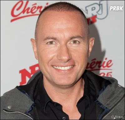 En 2014, il participe à la première émission du jeu "Les People passent le bac" sur NRJ 12 et termine deuxième avec une moyenne de 15/20. Il se qualifie pour la finale et termine quatrième avec une moyenne de...