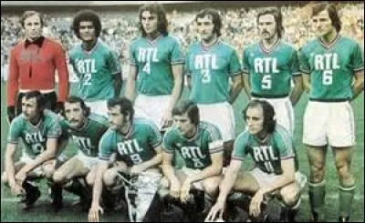 Laquelle de ces &eacute;quipes de football fran&ccedil;aises arbore la couleur verte ?