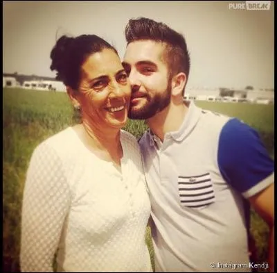 Comment s'appelle sa maman ?