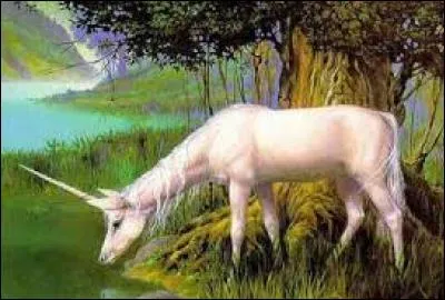 Pourquoi Voldemort boit-il du sang de licorne ?