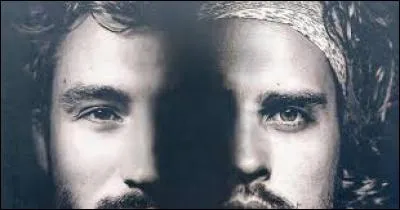 Comment s'appelle le père de Violetta ?