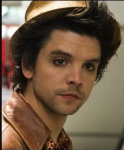 A quelle époque Connor et Abby sont-ils bloqués et pendant combien de temps ?