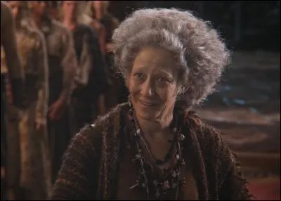 La sorcière de DunBroch menace de transformer les sujets en...