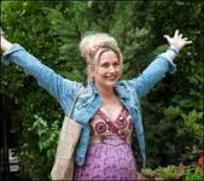 Quel est le nom de famille d'Inès ?