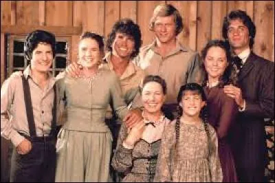 Quel personnage de « La Petite Maison dans la prairie » fume la pipe le soir, après le travail ?