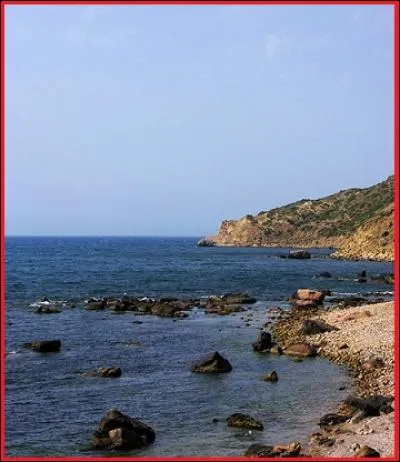 Géographie - Quelle est la plus grande mer enclavée du monde ?