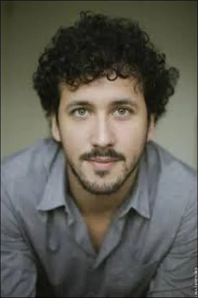 Quel est le personnage que Slimane-Baptiste Berhoun joue ?