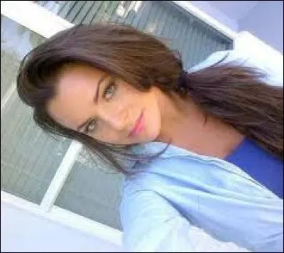 Quel est le vrai nom complet d'Isabella ?