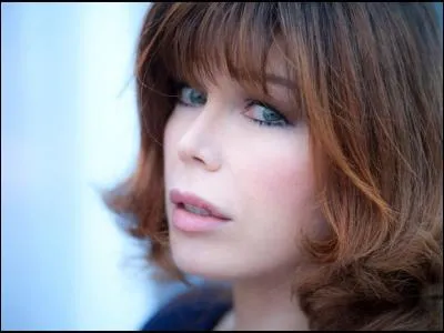 Connaissez-vous Isabelle Morizet qui chantait, en 1973, « Sing to me Mama » ?