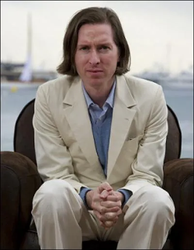 Sur ses huit films, il a fait appel à Bill Murray et/ou à Owen Wilson pour sept d'entre-eux ! De quel réalisateur s'agit-il ?