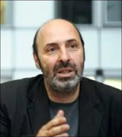 À quel acteur Cédric Clapisch a-t-il offert de nombreux premiers rôles (7 films) ?