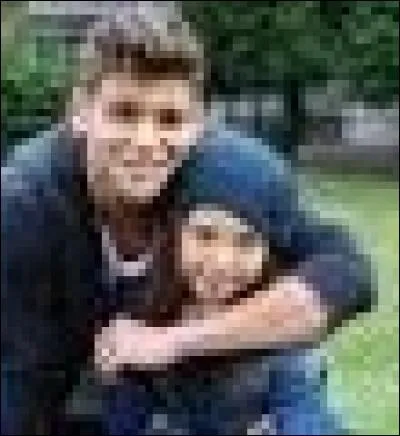 Comment s'appelle la petite soeur de Dimitri ?