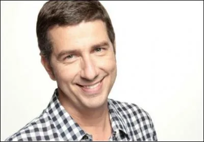 Qui est ce présentateur ?