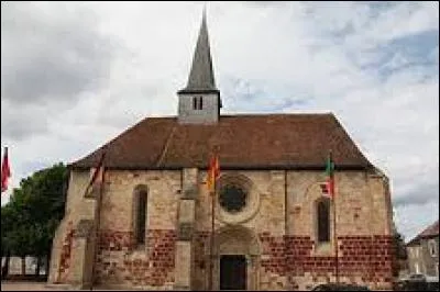 Voici l'église Saint-Jacques-le-Majeur de Villefranche-d'Allier. Commune auvergnate, elle se situe dans le département ...