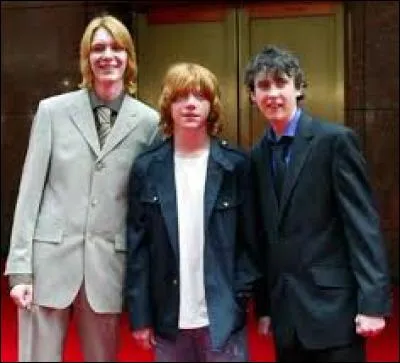 Qui est le parrain de James Sirius Potter ?