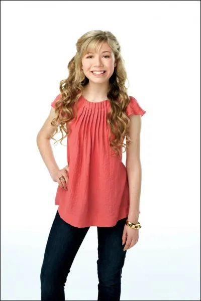 Quel est le nom de l'actrice qui joue Sam dans Icarly ?