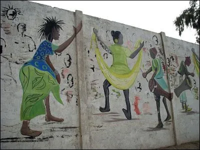 Une capitale cosmopolite - l'île de Gorée - l'aéroport international Léopold Sédar Senghor - la langue Wolof