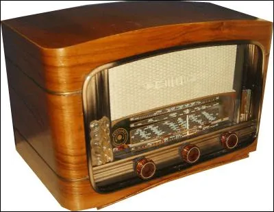 C'est Gugielmo Marconi qui est à l'origine de la TSF. Qu'est-ce que la TSF ?