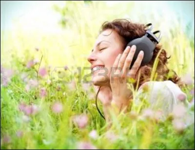 Et si vous avez envie de vous détendre en écoutant des blagues, vous choisirez une émission animée par Rémi Marceau :