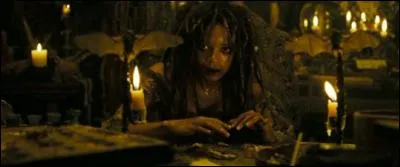 Dans "Le secret du coffre maudit", que dérobe Jack Sparrow à Tia Dalma ?
