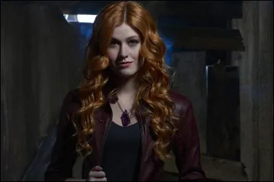 Quel est le vrai nom de famille de Clary ?