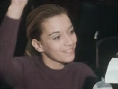 Kriss Graffiti fut la première des voix suaves à vous annoncer les bouchons sur le périphérique. Sur quelle radio ?